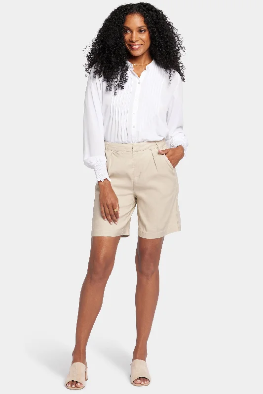 Women's Travel Outfit Set Relaxed Shorts  - Feather