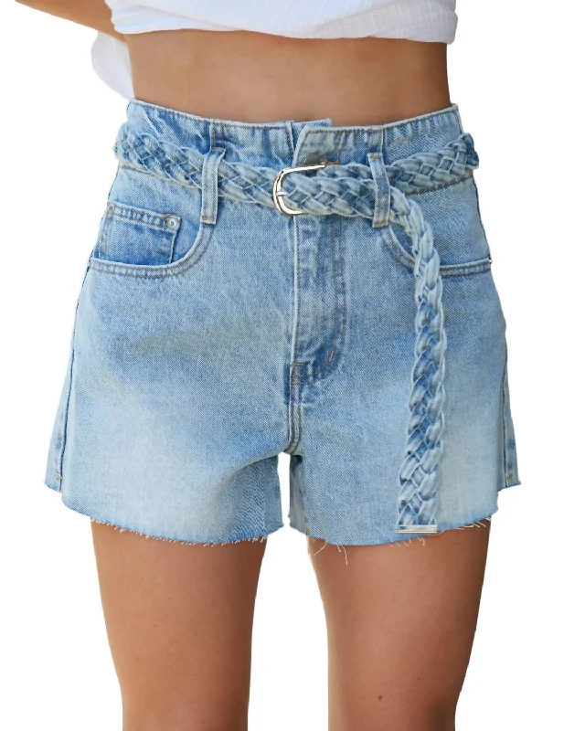 Women's Professional Outfit Alessia Belt Short In Light Denim