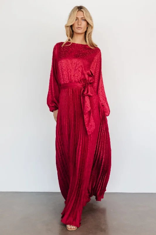 Women's Stylish Casual Garments Marva Pleated Maxi Dress | Wine