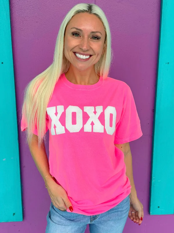 Best Sellers XOXO Neon Pink Tee