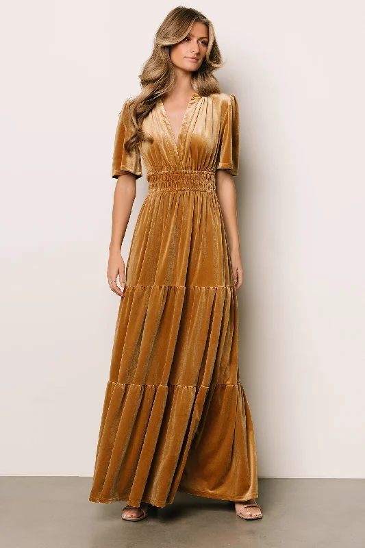 Chic And Edgy Artemis Velvet Maxi Dress | Dark Gold