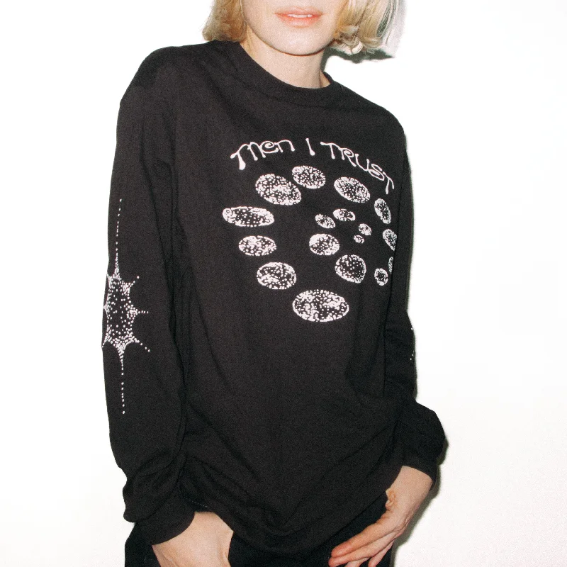 Vintage-Inspired Style Offers Long Sleeve - Discography