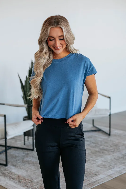 Women's Chic Outfit Katalin Basic Tee - Steel Blue