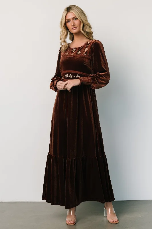 Unbeatable Deals Ingrid Velvet Maxi Dress | Chocolate