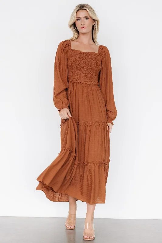 Elevated Casual Discounts Rowan Tiered Dress | Warm Brown