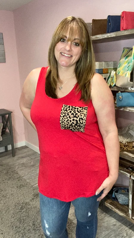 Fashion Frontiers Sleeveless Leopard Print Pocket Tank