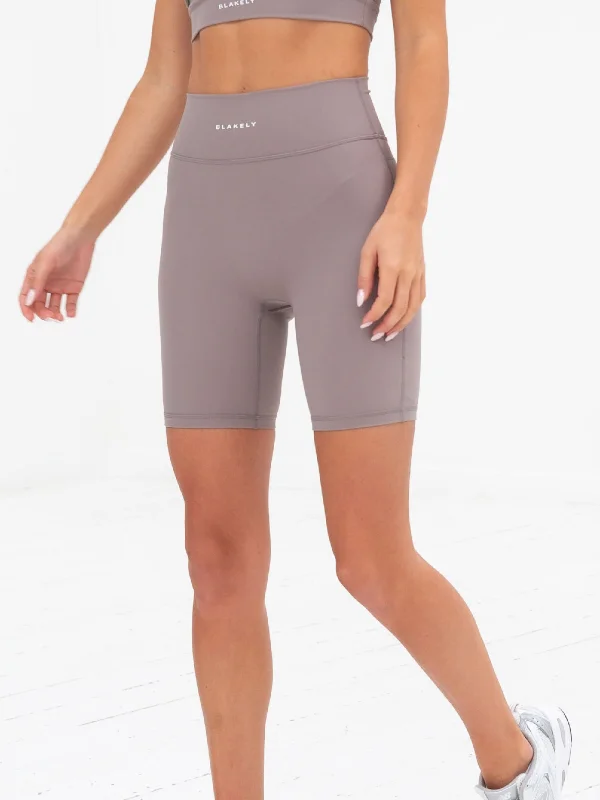 Fashionista Sale Ultimate Active Shorts - Pink Taupe