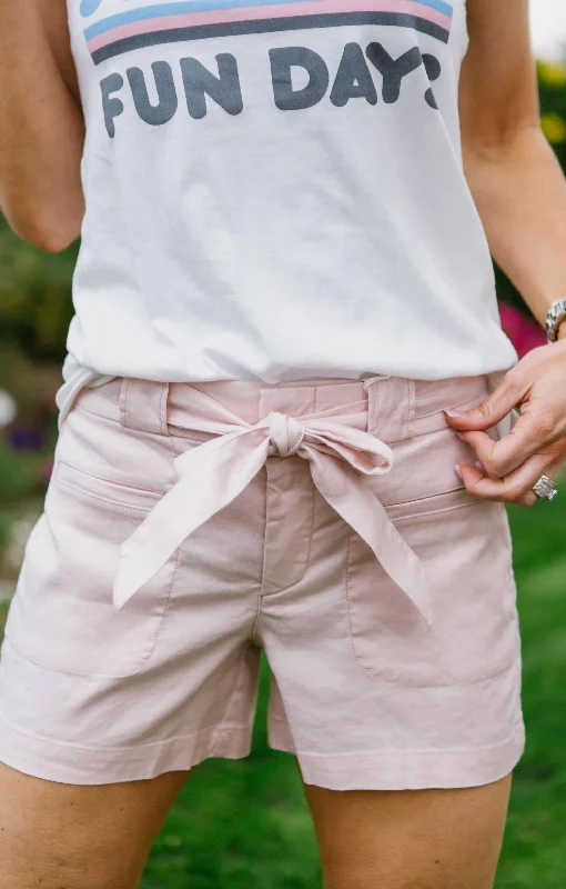 Women's Urban Clothing Nina Tie Belt Linen Short In Peach