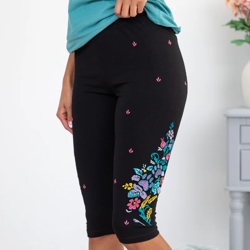 Charming Women's Clothes For Special Events Embroidered Stretch Capris