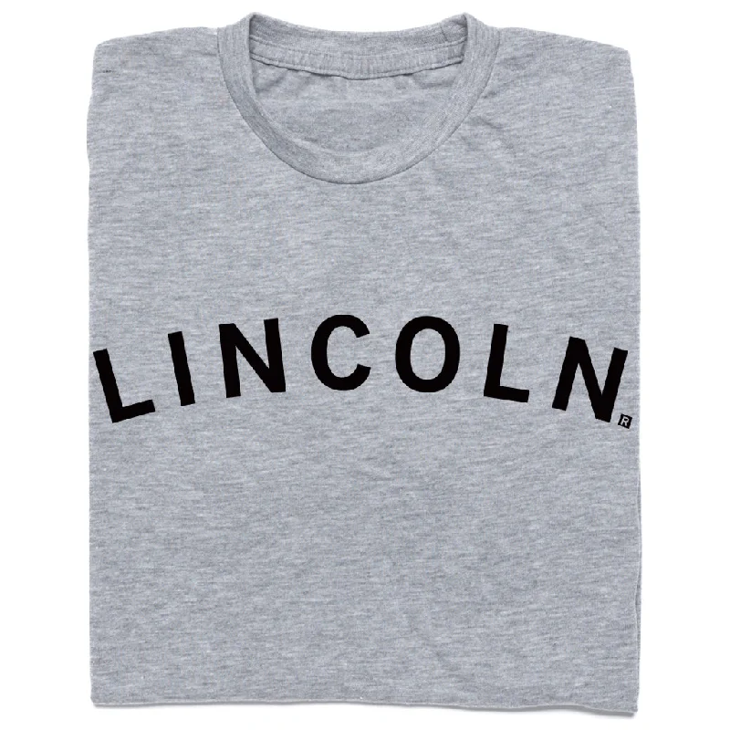 Sophisticated Street Style Offers Lincoln Curved Logo